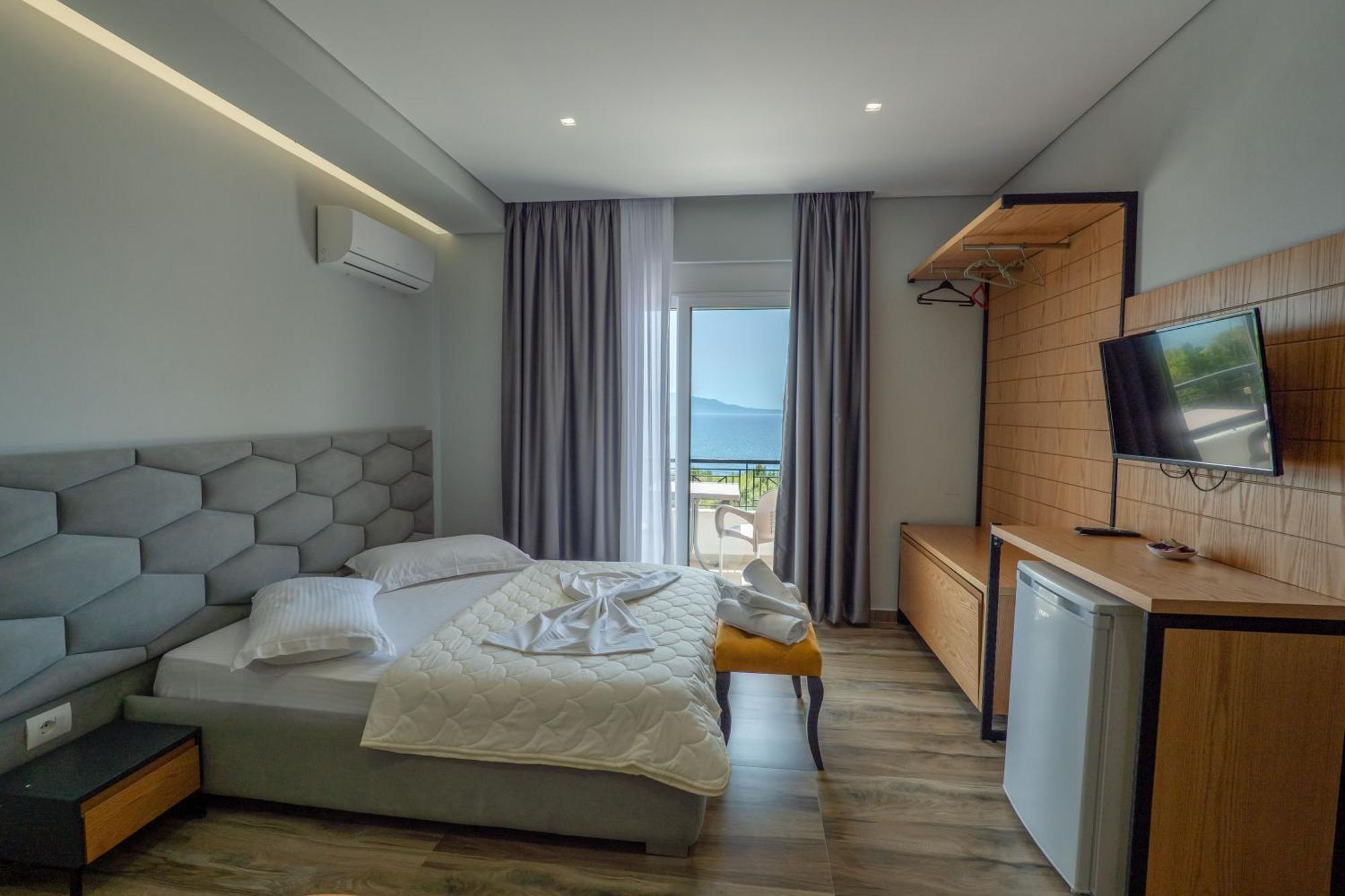 Sunkised Hotel Sarandë 外观 照片