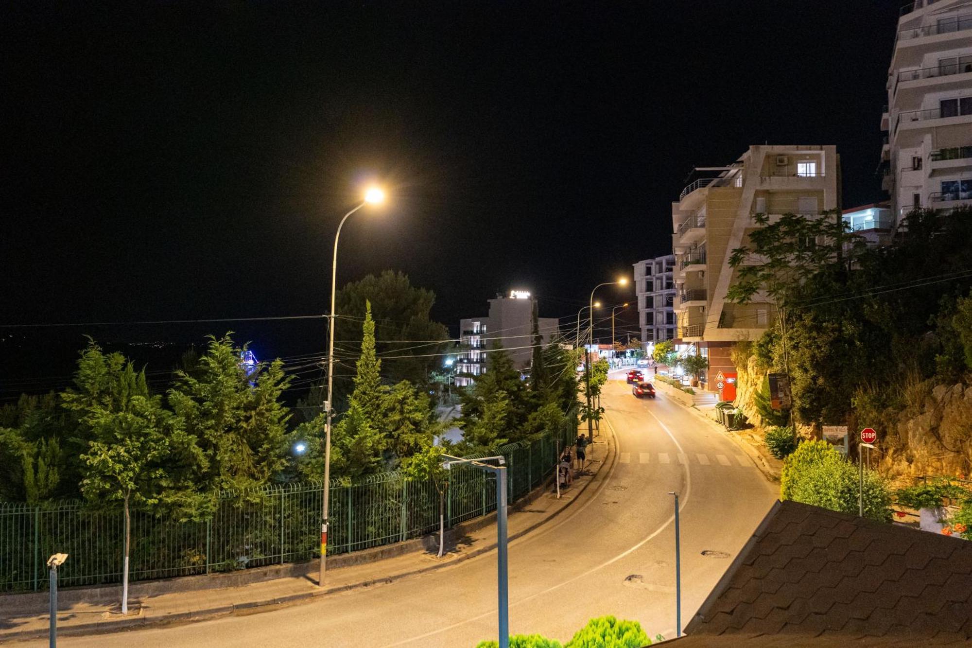 Sunkised Hotel Sarandë 外观 照片