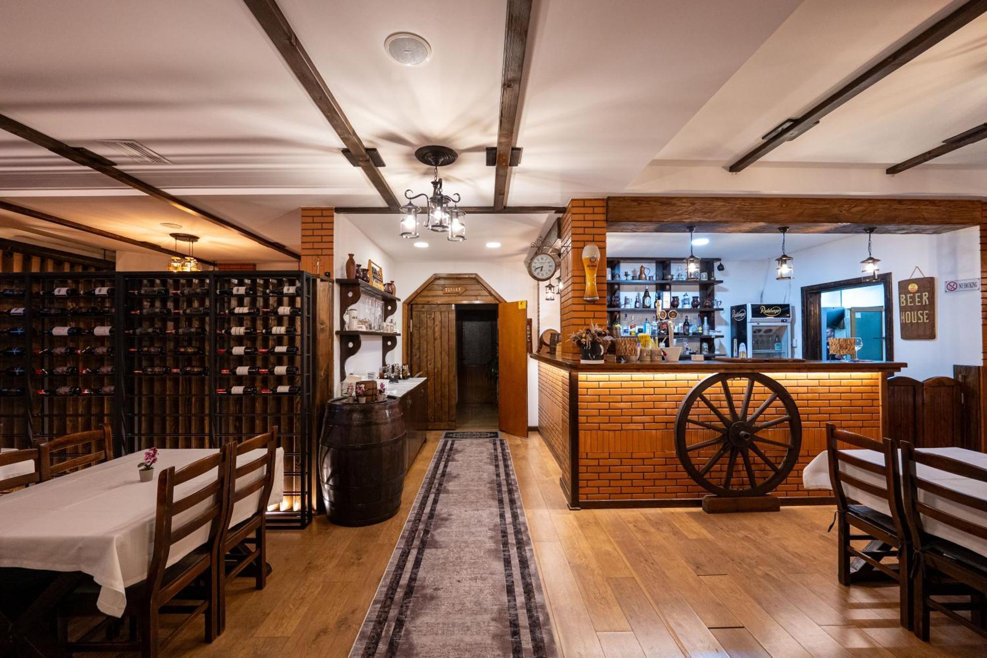 Sunkised Hotel Sarandë 外观 照片
