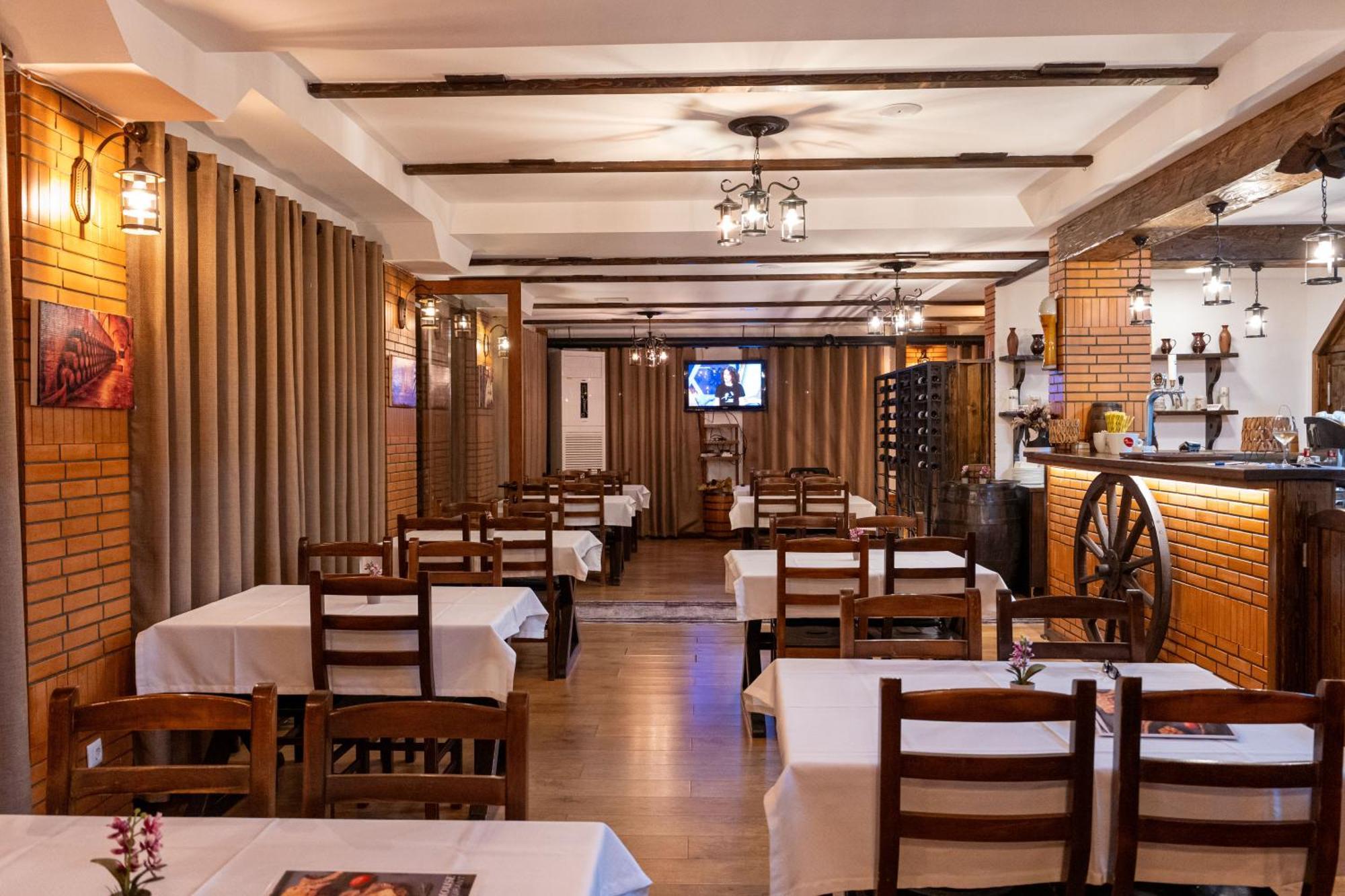 Sunkised Hotel Sarandë 外观 照片