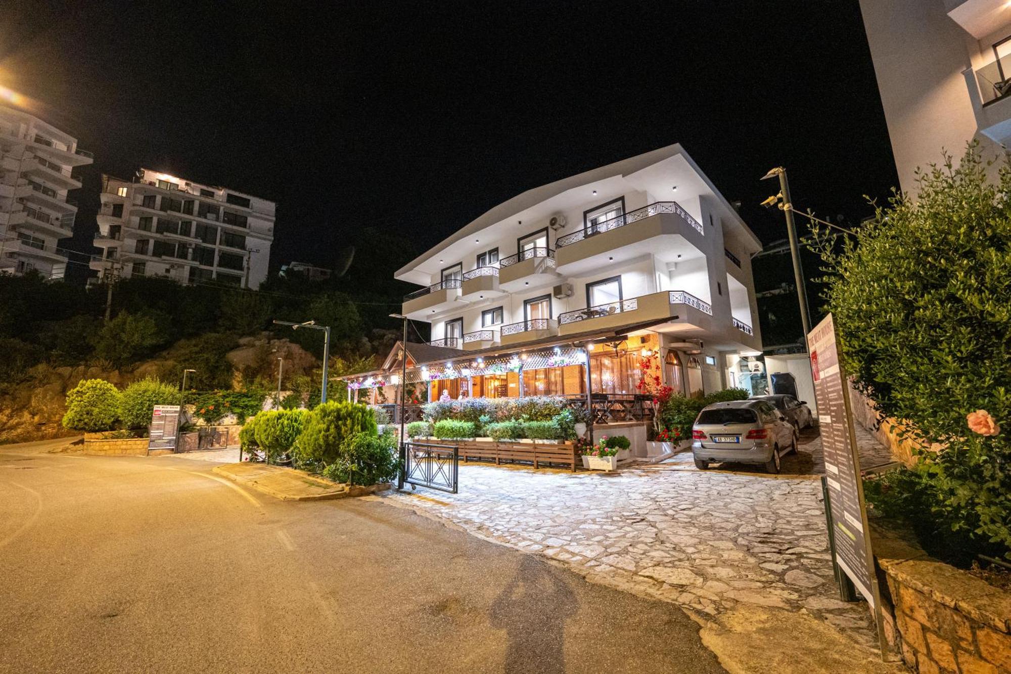 Sunkised Hotel Sarandë 外观 照片